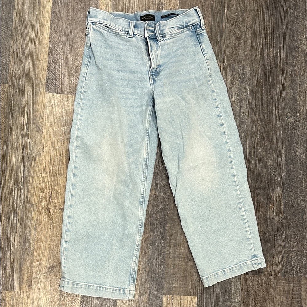 Banana Republic Light Blue High-Rise Wide Leg Cropped Jeans